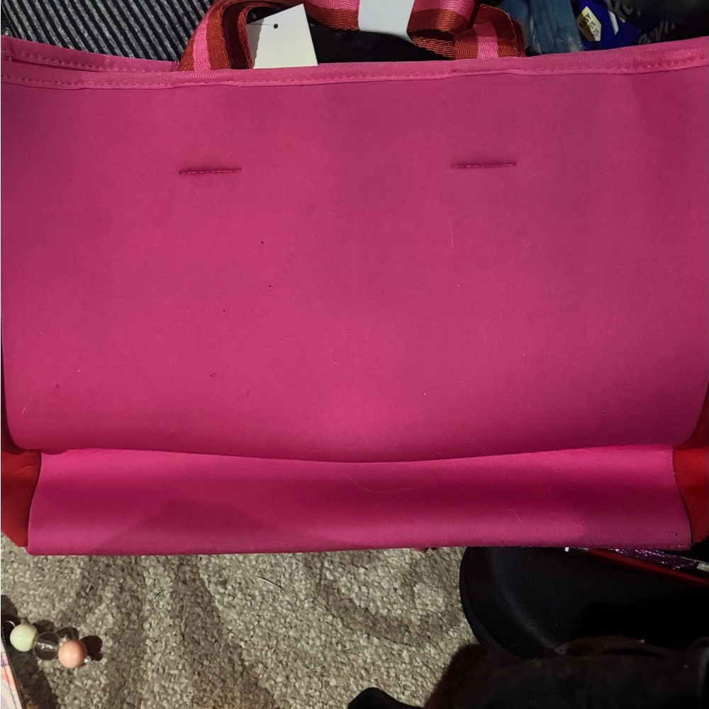New Summersalt water resistant Pink and Red Women's tote